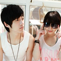 情侣之间温馨的小片段微信空间素材_亲爱的先森我家小姐在等你