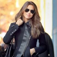 欧美街拍时尚女性微信空间图片素材_女人需要自信