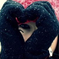 带着爱情去旅行_悲伤意境的非主流微信空间图片素材