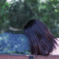 伤感情侣微信图片素材 以前的一句话是我们以后的伤口