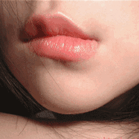 比较邪恶的美女动态图片gif 诱惑红唇令人把持不住