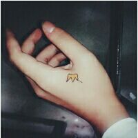 简单的情侣个性头像一对2022 我的执着和狂热远比你看到的多