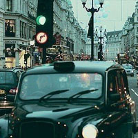 复古风楼房微信图片素材2022 我的爱情里不存在将就