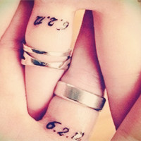 想你网情侣纹身小图案小清新头像 不是世界太小