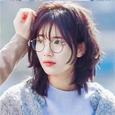 裴秀智短发可爱搞怪头像高清2022 怎么会有这么好看的小姐姐