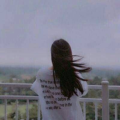 微信头像情侣一男一女背影两张2022 走到哪里都不孤独