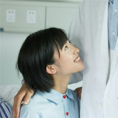 江辰陈小希情侣头像一对两张 小美好情侣头像一男一女