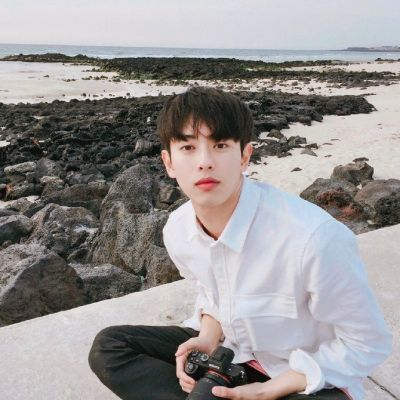 微信头像男生清新阳光少年2022最新 不打扰是我能给你的温柔