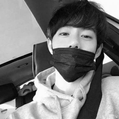 帅哥头像高清冷酷黑白2022最新 从不善忘从不原谅