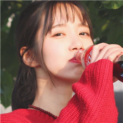 微信网名简单又有内涵女生四个字 情深如许