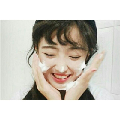 微信上下有白边的女生头像清新2022 希望能做]有回的人