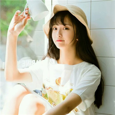 2022好看的头像女生小清新精选 笑你不知疲惫笑我如此狼狈