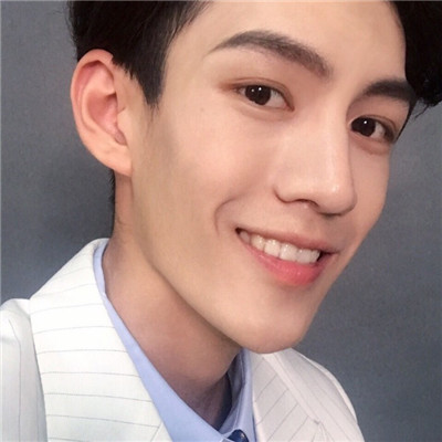 2022超帅气男生头像小鲜肉图片 我也憧憬过也怕后来没结果