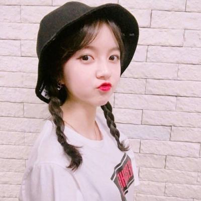 00后青春可爱小清新萌妹子微信头像 我读书少你别骗我啊