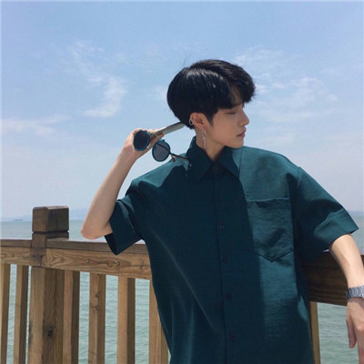 帅哥不露脸的男生头像好看清晰 我唱的不够动听你别皱眉