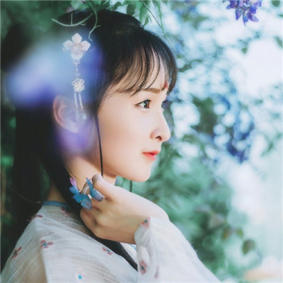 2022唯美小清新古风女生头像 努力想留住那些我们的曾今
