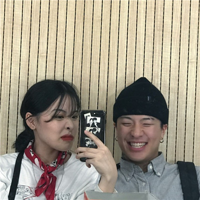 非主流搞怪情侣头像大全2022 等句你爱我等到炫迈都没味