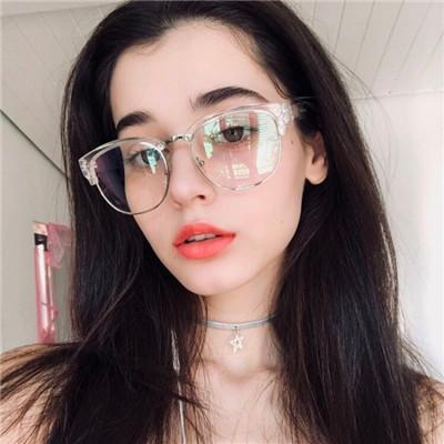 2022微信头像女生欧美范时尚潮流有个性 我的少女心有一万吨