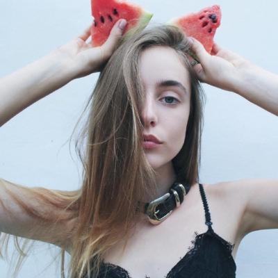 2022最火的欧美女生yy头像 个性霸气的欧美头像独一无二