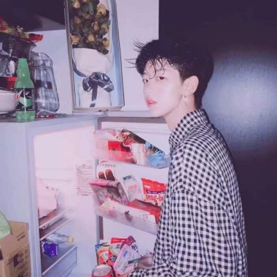 时尚潮流个性情侣头像一男一女分开 2022最流行的霸气情侣头像一对