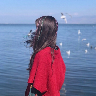 微信背影图片女生唯美伤感背影图片 你过得很好我装得很好