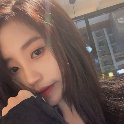 最新微信头像女生森系复古 相互喜欢想着都甜