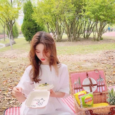 2022微信小清新女生头像唯美文艺 被稀罕是种幸福