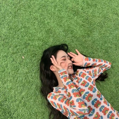 微信闺蜜头像可爱俏皮一人一张 好看的小清新女生头像大全