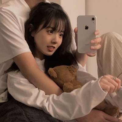 2022超甜颜值超高的双人情侣微信头像 不开心的时候就吃颗糖让心里甜一下