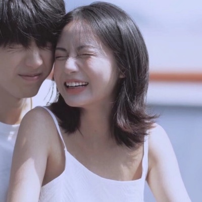 学生范情侣头像一对一人一张 青春好看的情侣头像大全