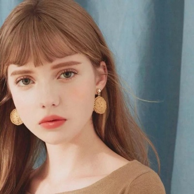 欧美女生头像精致好看 解不开的心结就系成蝴蝶结