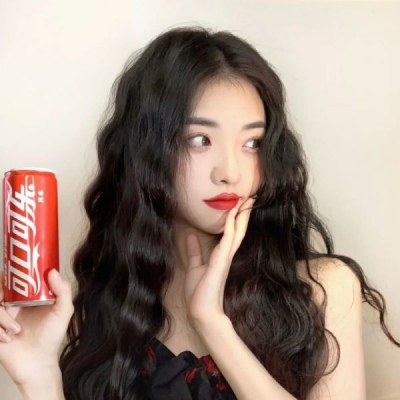 独特个性女生头像最新版 你和快乐一样都躲着我