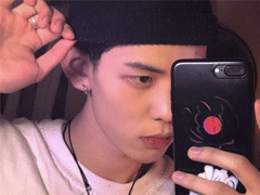 帅气冷酷的男生微信网名2022 戒情不戒烟