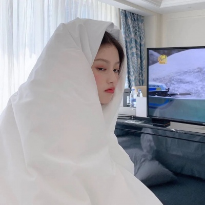 适合沙雕女孩的头像 搞怪女生头像经典有趣