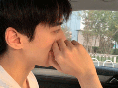 微信个性签名男生简单阳光 冷静自信全力以赴吧