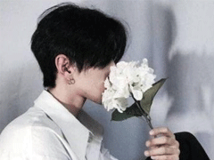 男生个性签名悲伤孤独 微信伤感个性签名男生用