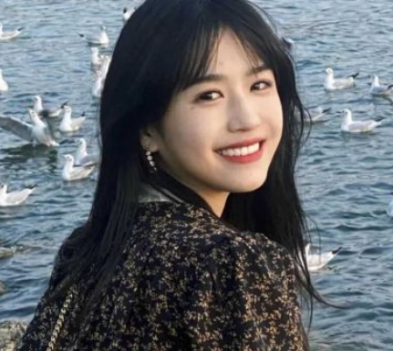 很文艺的优雅又很有范的女生昵称 很甜美的微信好听的昵称