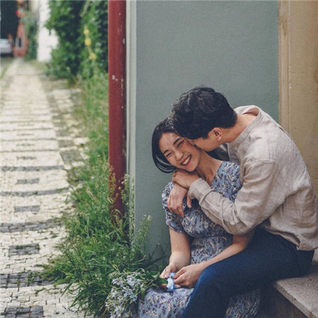 2023浪漫情侣图片甜蜜真人秀恩爱 遇到对的人就是相互治愈慢慢变好的过程