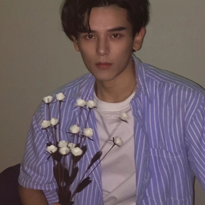 男生欧美头像图片帅气微信2023 常常一个人崩溃又一个人自愈