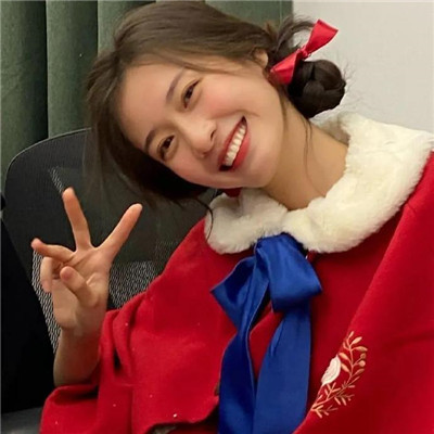 2023红色系女生好看头像 做个可爱的人不问世事满心欢喜