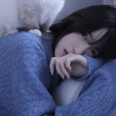 2023​​绝美让人怜爱的伤感女头 让人感到难过的丧系女头