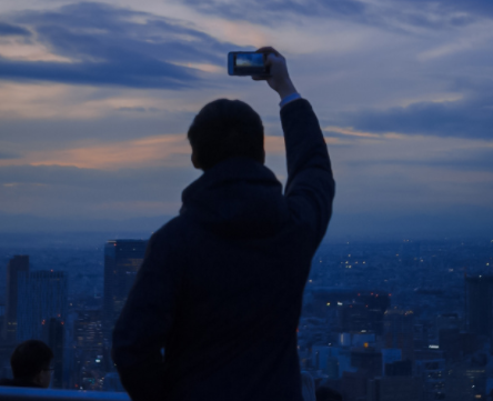 充满心碎的朋友圈文案 满心满眼都是伤感的句子