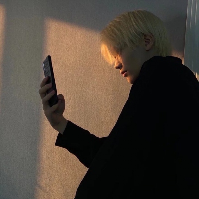 很有氛围感的真人帅气的男生头像大全 有人讨厌你非议你诋毁你却又想成为你​​​​