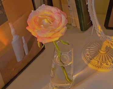 表面很开心其实心里很难受的说说 感觉自己很疲倦的句子