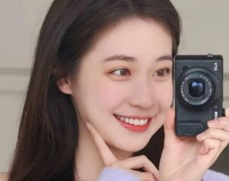 快手女生签名唯美又很好听 2023最流行的简单快手签名女生
