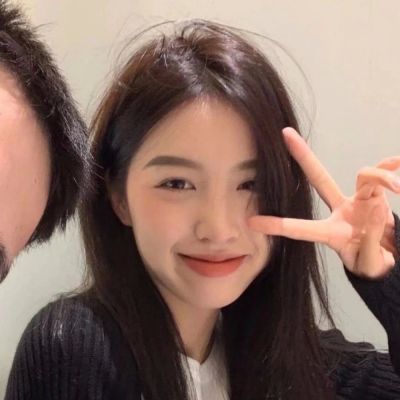 很适合秀恩爱的很甜的情头 2023甜美气质的情头一人一张