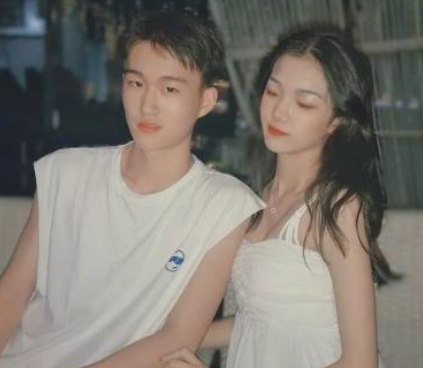 二字押韵恩爱的情侣网名 最火二字情侣网名2023