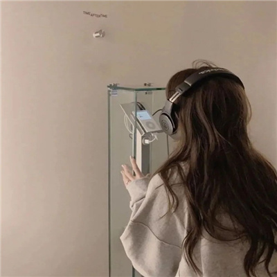 用起来超好看的女生头像2023 我已见过银河但我只爱一颗星