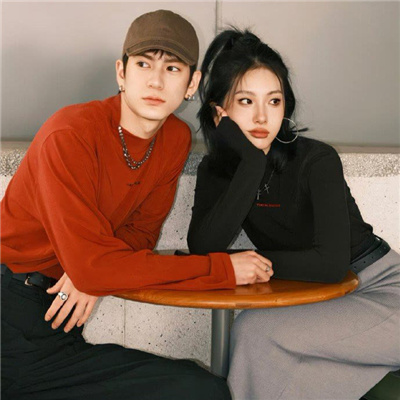 很养眼的气质情头氛围十足 稳重气质的情头一对