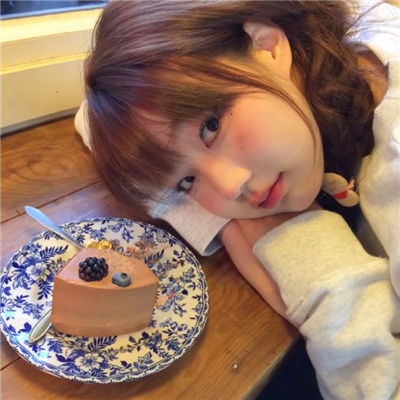 慵懒风女头小众随意且甜 找到自己的频率然后快乐的活着